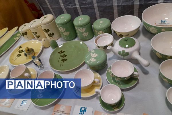 جشن توانمندی زنان  در نمایشگاه بانوان دانشگاه آزاد ملارد