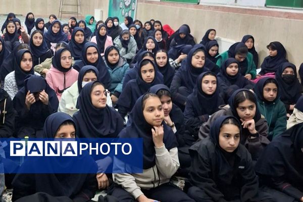 در سوگ مادرِ وفا