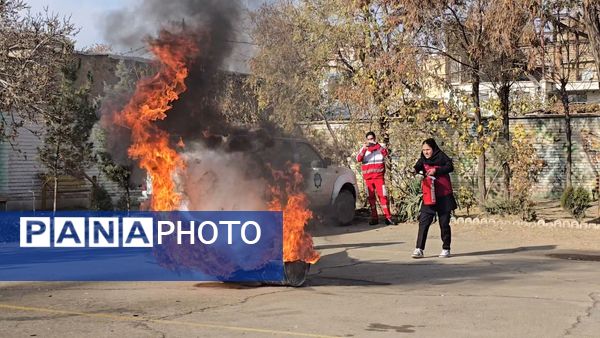 برگزاری مانور سراسری زلزله در مدارس شهرستان نظرآباد؛ گامی به‌سوی مدرسه‌ایمن و جامعه‌تاب‌آور