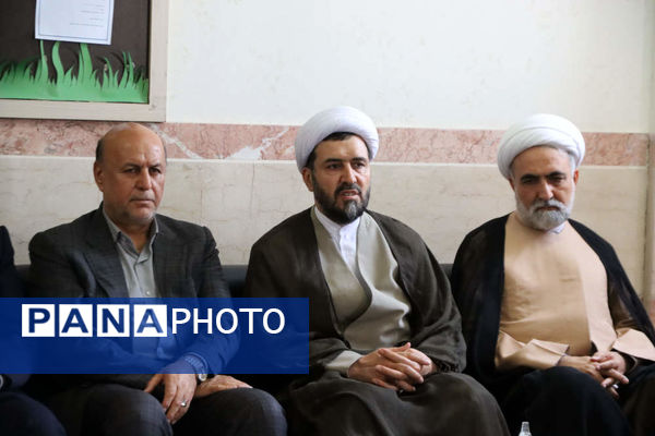 طرح سپاس معلم در مدارس شهرستان اسلامشهر با حضور مسئولین شهرستان
