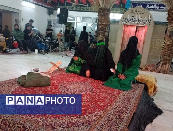 اجرای نمایش و شبیه خوانی دهه فاطمیه در تکیه ابوالفضلی روستای فدافن