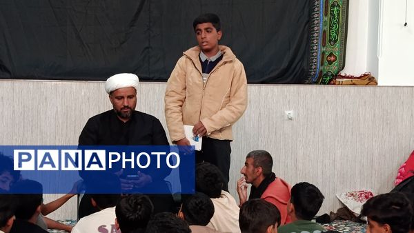 مراسم اعتکاف دانش‌آموزی در مسجد نور سندرک