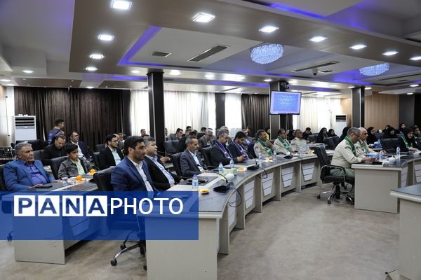 نشست تخصصی قائم مقام سازمان دانش‌آموزی با تشکل‌های پیشتازان در آذربایجان غربی
