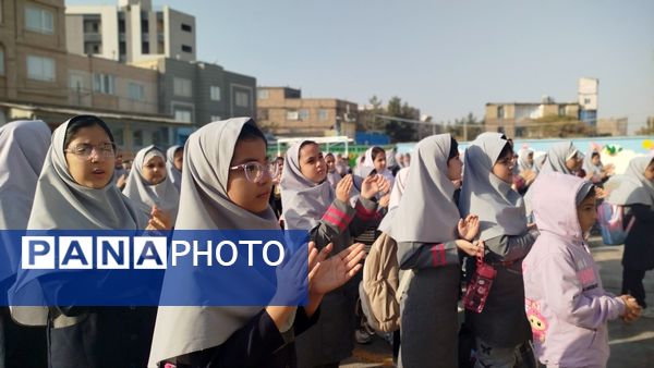 قلب‌های دبستان نیایش برای روز دختر، با نوا و سرود به تپش افتادند!