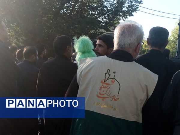 برپایی آیین خطبه‌خوانی خادمین حرم رضوی در روز شهادت امام رضا(ع) در اصفهان