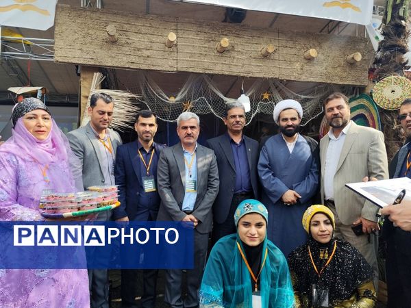 بازدید معاون پرورشی و فرهنگی وزارت آموزش و پرورش از نمایشگاه دستاوردهای کانون‌های فرهنگی تربیتی استان بوشهر