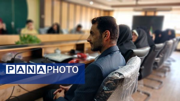 برگزاری جلسه شورای معاونان آموزش و پرورش ناحیه۳ کرج