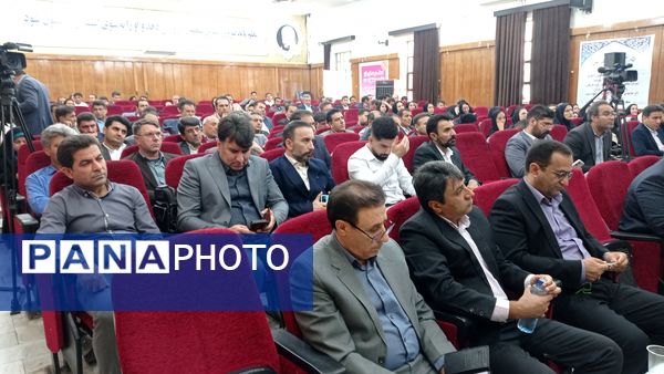 برگزاری دوره توانمندسازی نیروی انسانی در راستای رویکرد اصلاح روش‌های آموزش و تحول در محیط‌های یادگیری