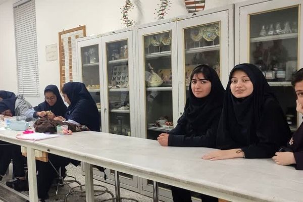 برکزاری اولین کارگاه مدل‌سازی و ساخت مولاژهای زیست‌شناسی در یزد