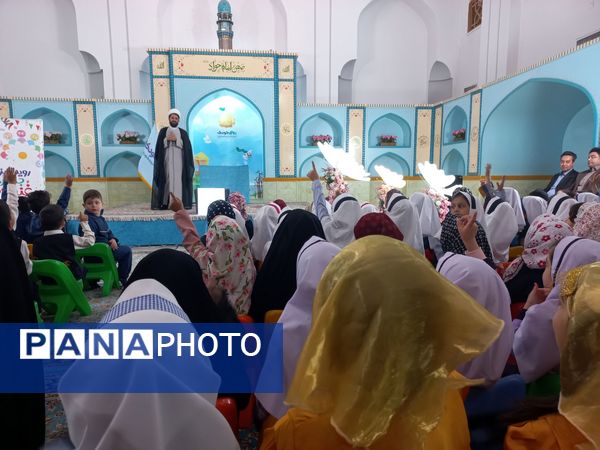 پیش‌دبستانی‌ها سال تحصیلی را در آغوش امام رضا آغاز کردند