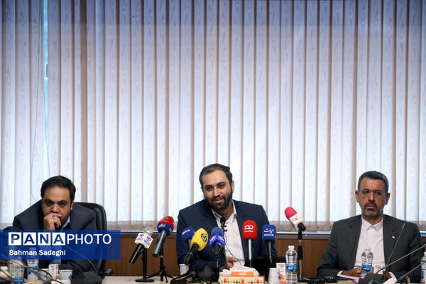 نشست خبری معاون توسعه اشتغال وزارت تعاون، کار و رفاه اجتماعی 