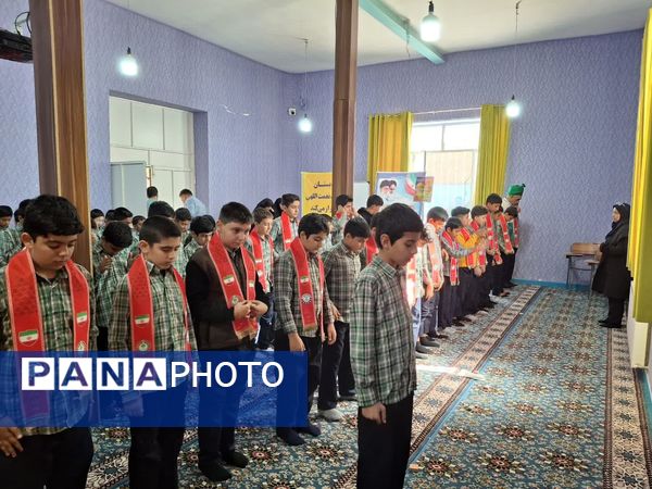 دانش‌آموزان دبستان شهید نعمت‌اللهی مهمان سفره رضوی شدند