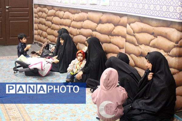 حال و هوای حضور نوجوانان در معراج الشهدای گمنام استان قم