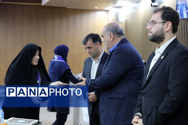 نشست تخصصی قائم مقام سازمان دانش‌آموزی با تشکل‌های پیشتازان در آذربایجان غربی