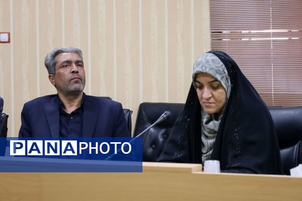 نشست شورای سازمان دانش‌آموزی یزد 