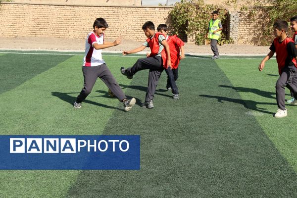  افتتاح زمین چمن مصنوعی در اسلام آباد