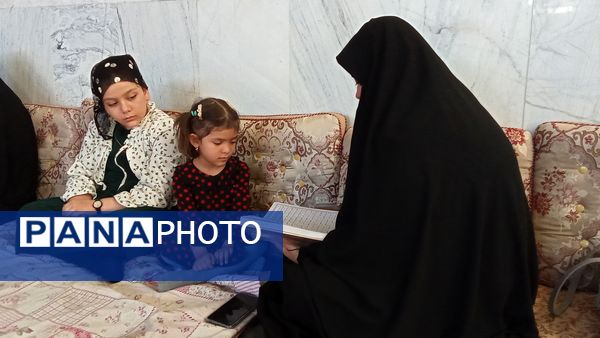 آوای دلنشین دعای عرفه در مساجد شهر بن طنین‌انداز شد
