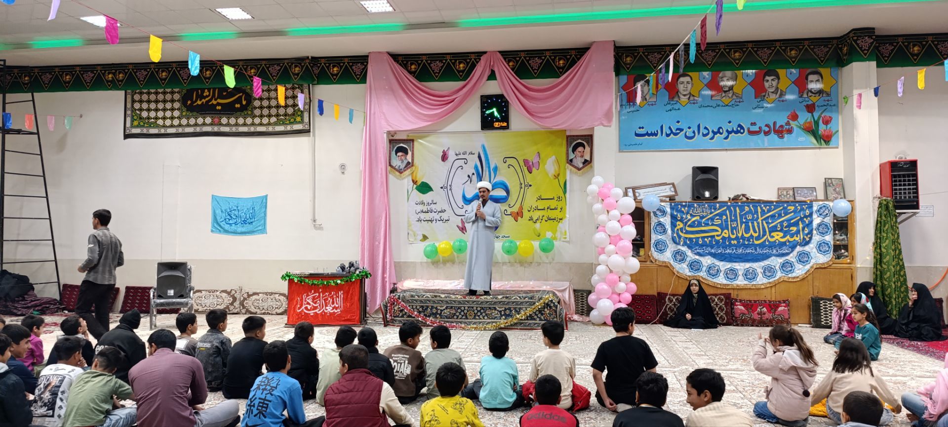 مراسم ولادت حضرت فاطمه (س)  در مسجد چهارده معصوم الغدیر