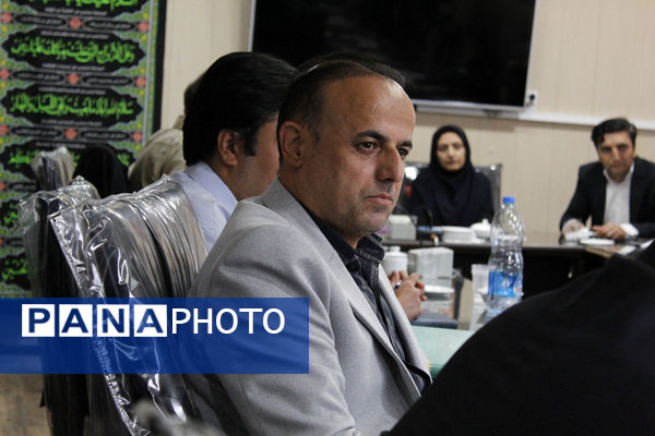 نشست جمع بندی بازدید‌های پروژه مهر از شهرستان‌های گرمه و جاجرم