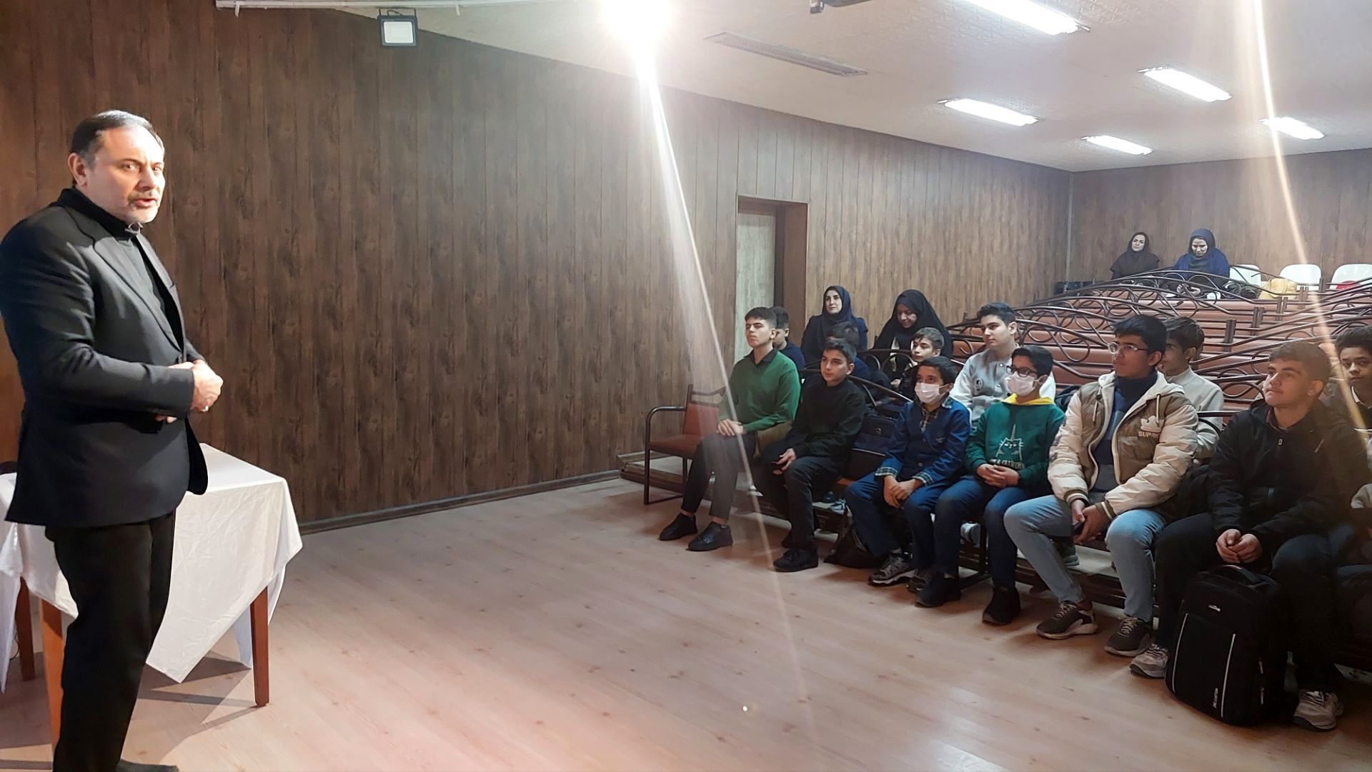 قدرت تحلیل دانش‌آموزان با اصول اخلاق‌حرفه‌ای در رسانه از مهم ترین اهداف کلاس‌های آموزشی پانا است 