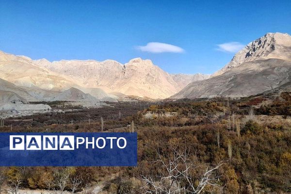 تصاویر زیبا از پاییز رنگارنگ در شهر دار السادات بار نیشابور 