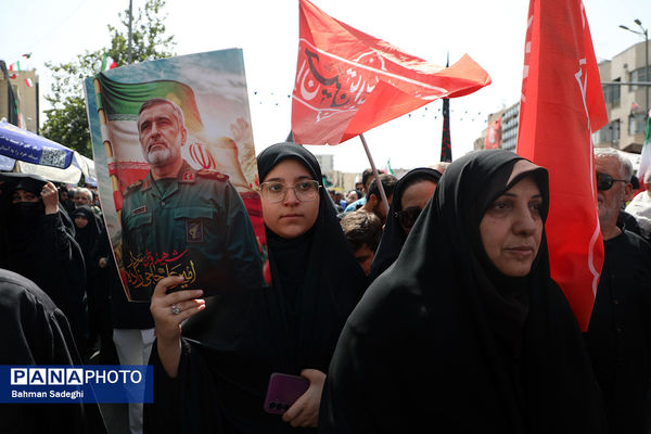 تشییع شهدای اقتدار در تهران - 2