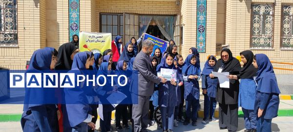 مسابقات استعداد یابی دارت در دبستان دخترانه آزادی شیروان