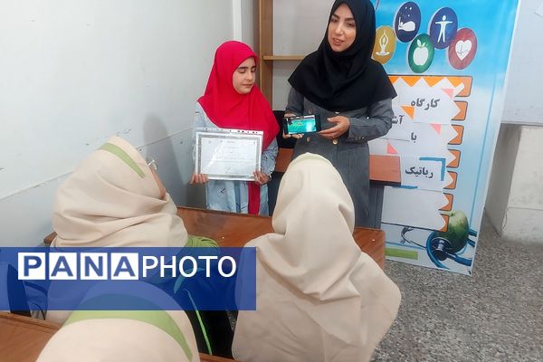 برگزاری کارگاه‌های آموزشی متنوع در کانون شهدای فرهنگی تربیتی ملارد؛ فرصتی برای یادگیری مهارت‌های نوین