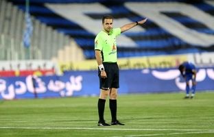 پیام حیدری بازی پوهانگ استیلرز - پاتوم تایلند را سوت می‌زند