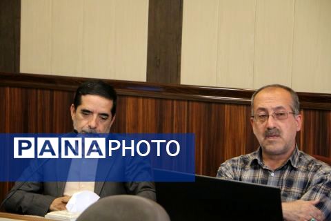 برگزاری جلسه توانمندسازی مدیران و معاونان آموزشی قطب یک و شش مدارس ابتدایی ناحیه یک شهرری
