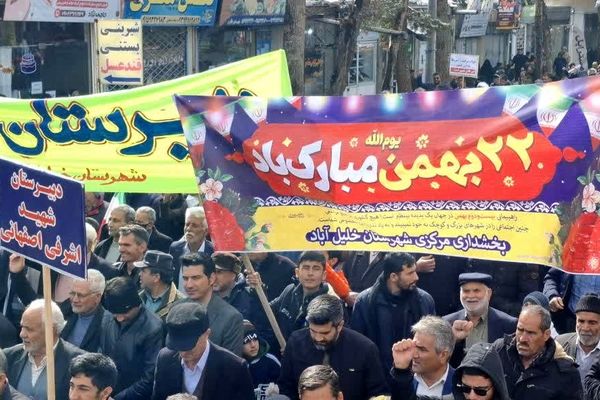 حضور حماسی خلیل آبادی ها در جشن ۴۶ سالگی انقلاب