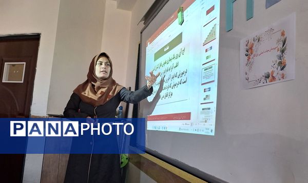 دوره آموزشی پیشگیری از بیماری‌های عفونی در آموزشگاه فرزانگان