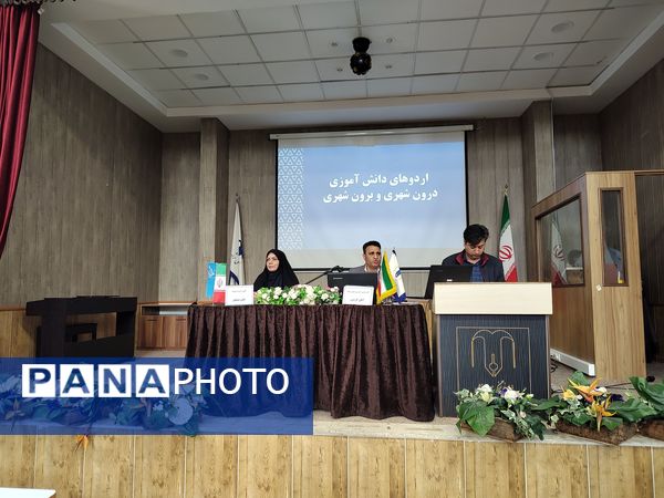 جلسه معاونین و مربیان پرورشی  ناحیه سه در دبیرستان مصلی نژاد حضرت زهرا(س)