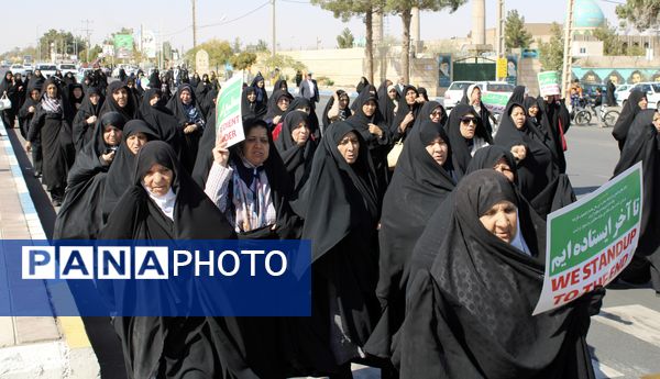 راهپیمایی بشارت نصر؛ نمایش وحدت، اقتدار و وفاداری ملت به آرمان‌های انقلاب در شهرستان تربت جام