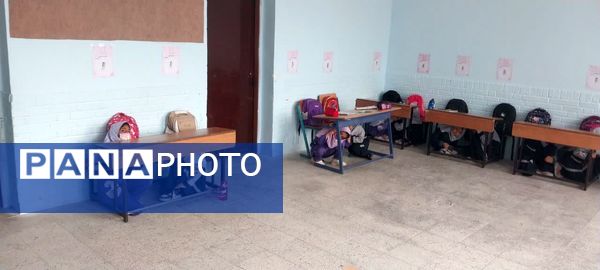مانور زلزله و توضیح نکات ایمنی درمدرسه تکتم خلیل آباد 