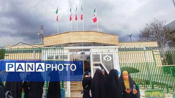 حضور دختران حاج قاسم کهگیلویه و بویراحمد در برنامه قرار شبکه دنا به مناسبت ماه رمضان