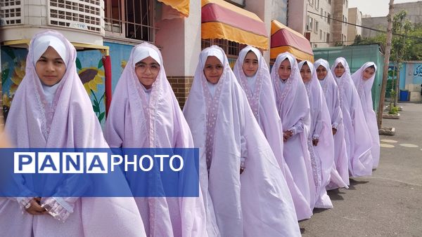 گرامیداشت روز معلم در مدرسه شاهد شهید سلطانی ناحیه ۱کرج 
