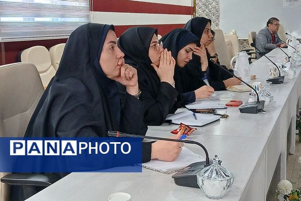 کارگاه آموزش اتوماسیون آی کن در اداره آموزش و پرورش کهریزک