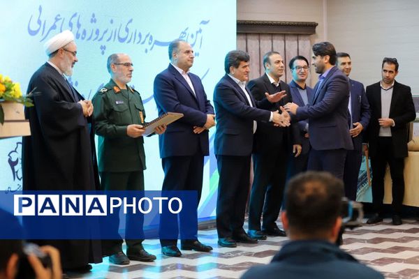 آیین بهره‌برداری از پروژه‌های عمرانی مرکز آموزشی استعدادهای درخشان شهید مدنی تبریز