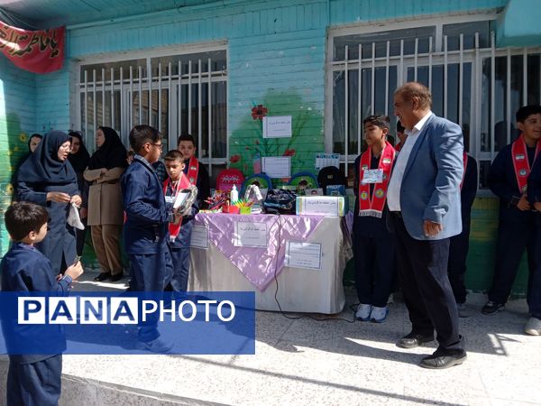 جشن عاطفه ها دردبستان شهید رجایی دوره دوم 