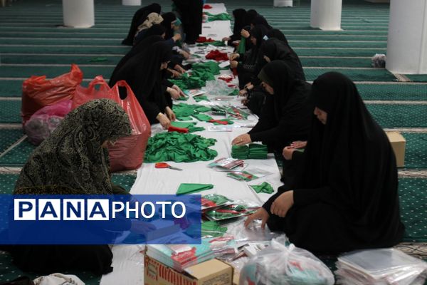 بسته‌بندی لباس همایش شیرخوارگان حسینی زنجان