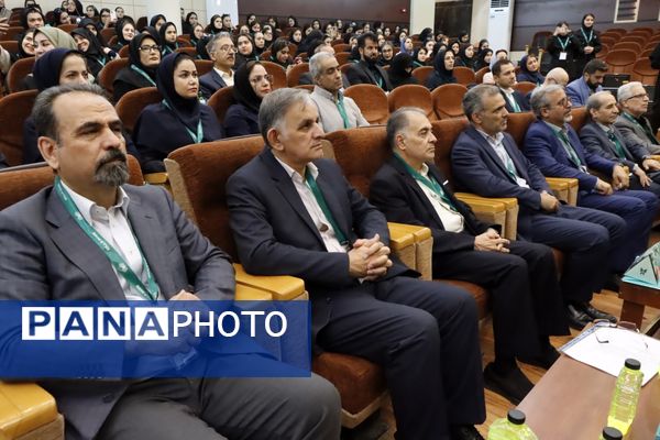 افتتاحیه همایش بین‌المللی زبان و ادبیات، همزمان با بزرگداشت زبان فارسی و فردوسی در مشهد