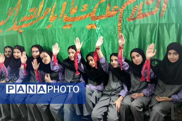 طنین نوای عشق و عزا؛ مراسم عزاداری دهه دوم فاطمیه در مدارس بهارستان‌دو