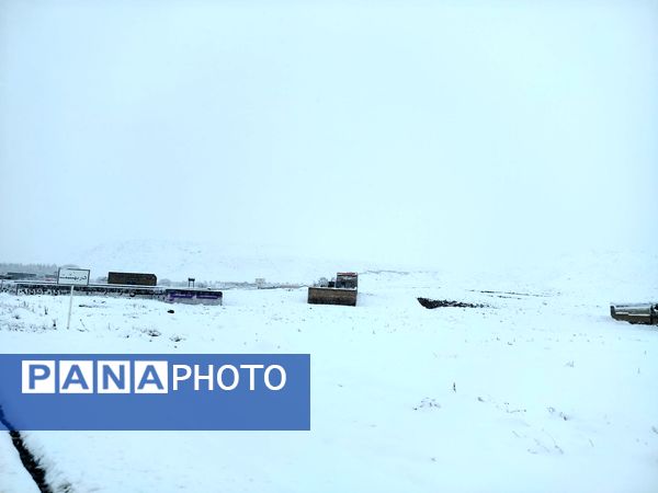 جلوه های زیبا از بارش برف در شهرستان نیشابور 