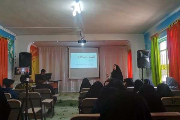 دومین جلسه آموزش خبرنگاری پانا در نیشابور 