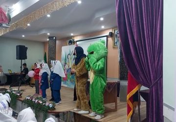 ویژه برنامه روز جهانی کودک در دبستان مهشید مصلی نژاد