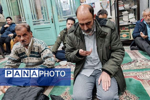 حضور دانش‌آموزان معتکف ناحیه دو شهرری در جلسات بصیرتی