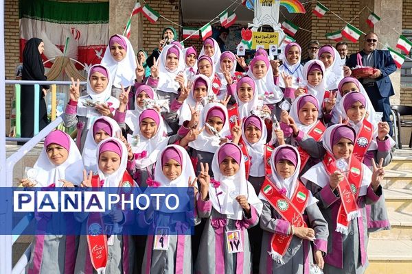 همایش «وطن یار» سازمان دانش آموزی؛ ترویج فرهنگ ایثار و وطن دوستی