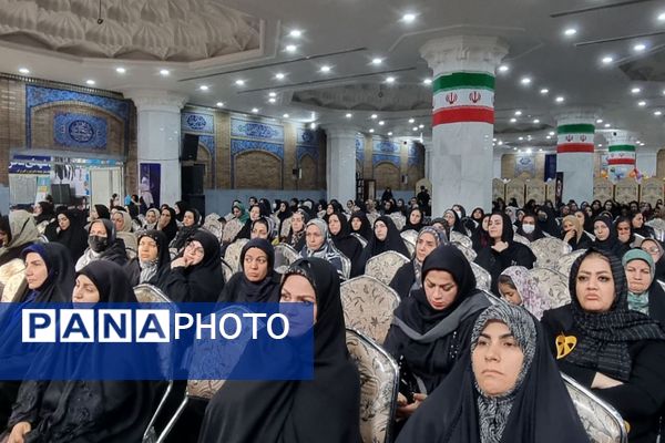 همایش جوانی جمعیت در مصلی باقرشهر 