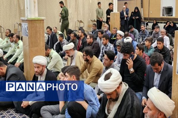 مراسم بزرگداشت شهدای مقاومت و نیروی انتظامی در شهرستان فاروج 